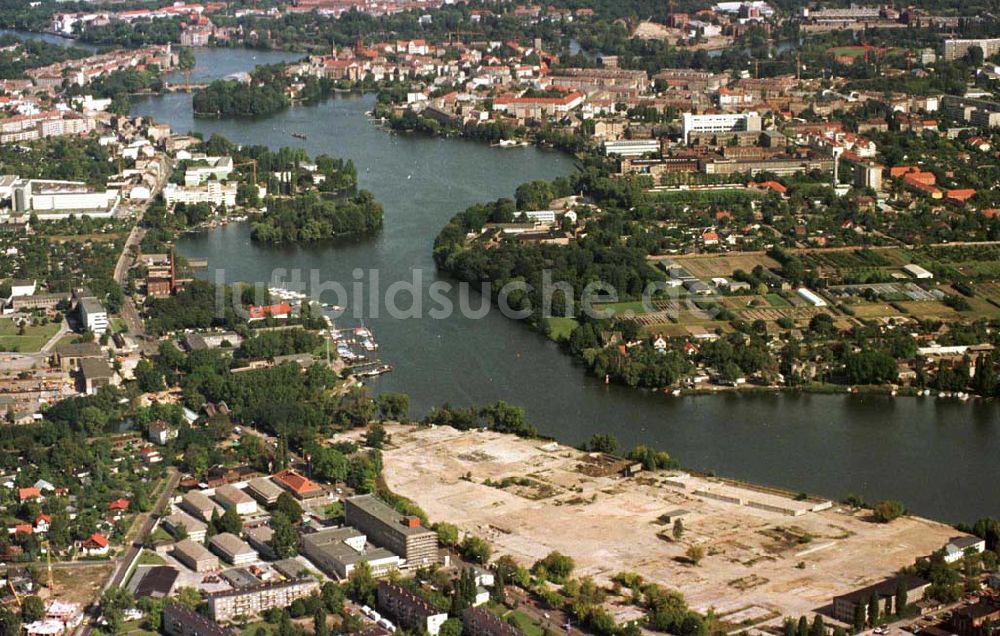 Berlin - Köpenick aus der Vogelperspektive: Berlin - Köpenick / Oberschöneweide