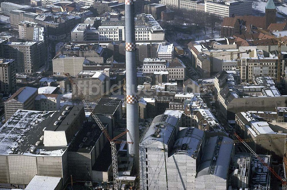 Berlin Mitte aus der Vogelperspektive: 20.12.1995 Berlin, Kraftwerkbau S-Bahnhof Jannowitzbrücke