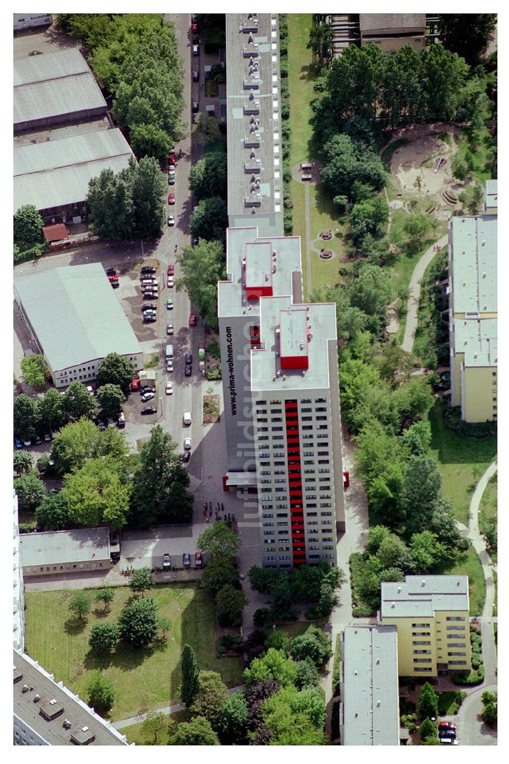 Luftbild Berlin Lichtenberg - Berlin Lichtenberg, Blick auf die Gebäude Coppistrasse 10-12,