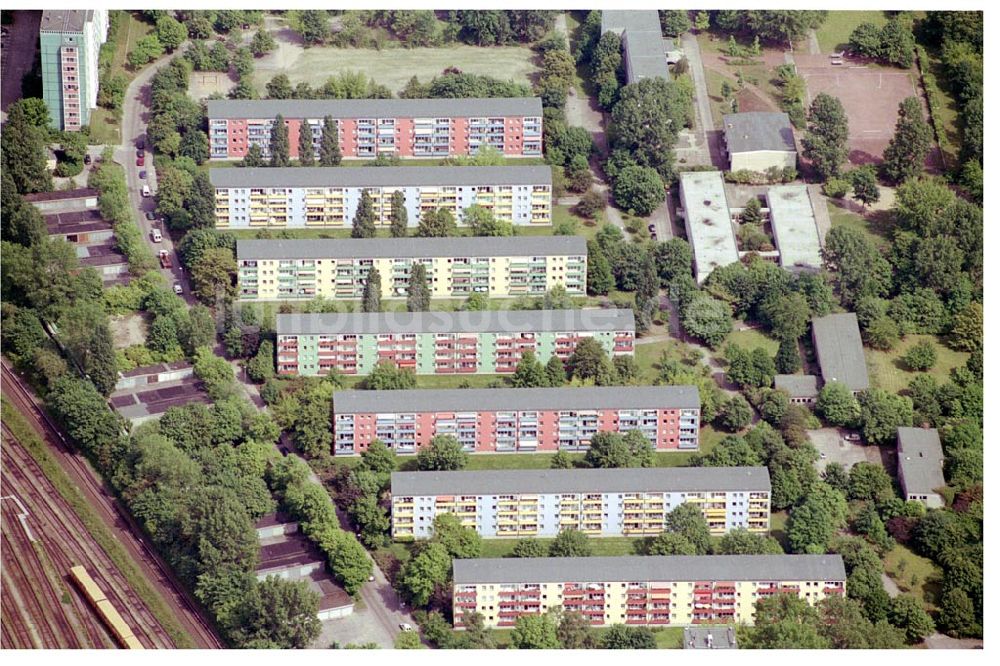 Berlin Lichtenberg von oben - Berlin Lichtenberg, Blick auf die Gebäude der Rosenfelder Ring 65-99, 125-147, 101-123,