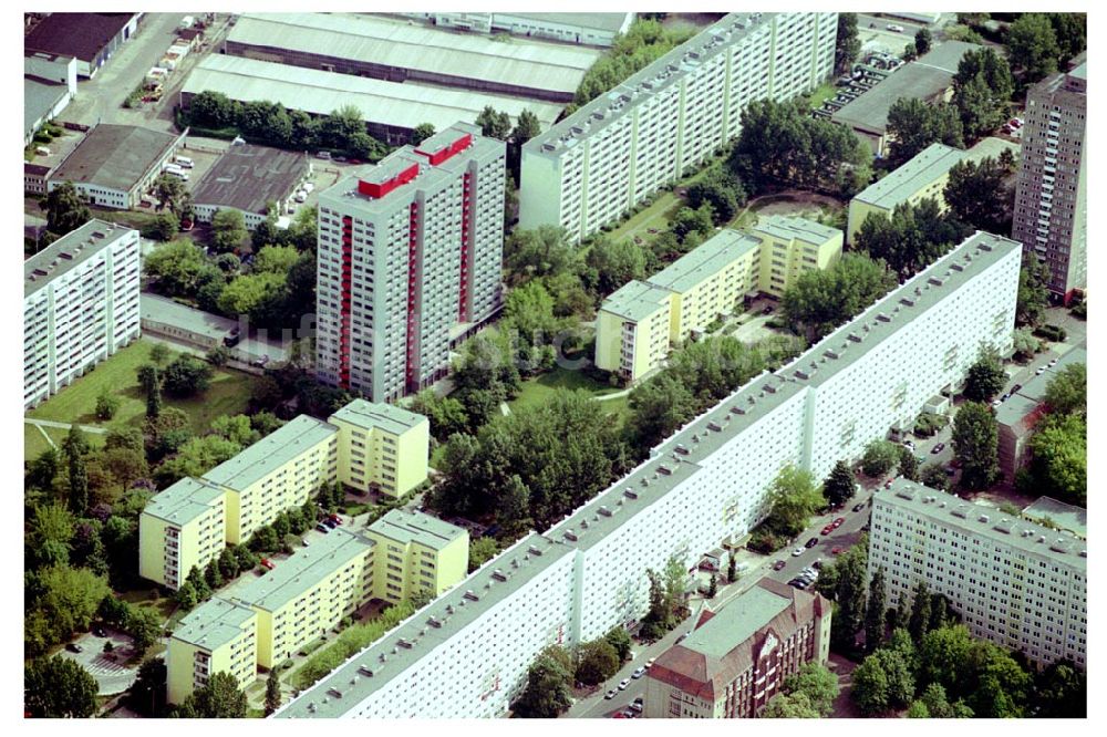 Berlin Lichtenberg aus der Vogelperspektive: Berlin Lichtenberg, Blick auf die Gebäude der Schulze-Boysen-Straße 39-47, 69-75, 49-67,