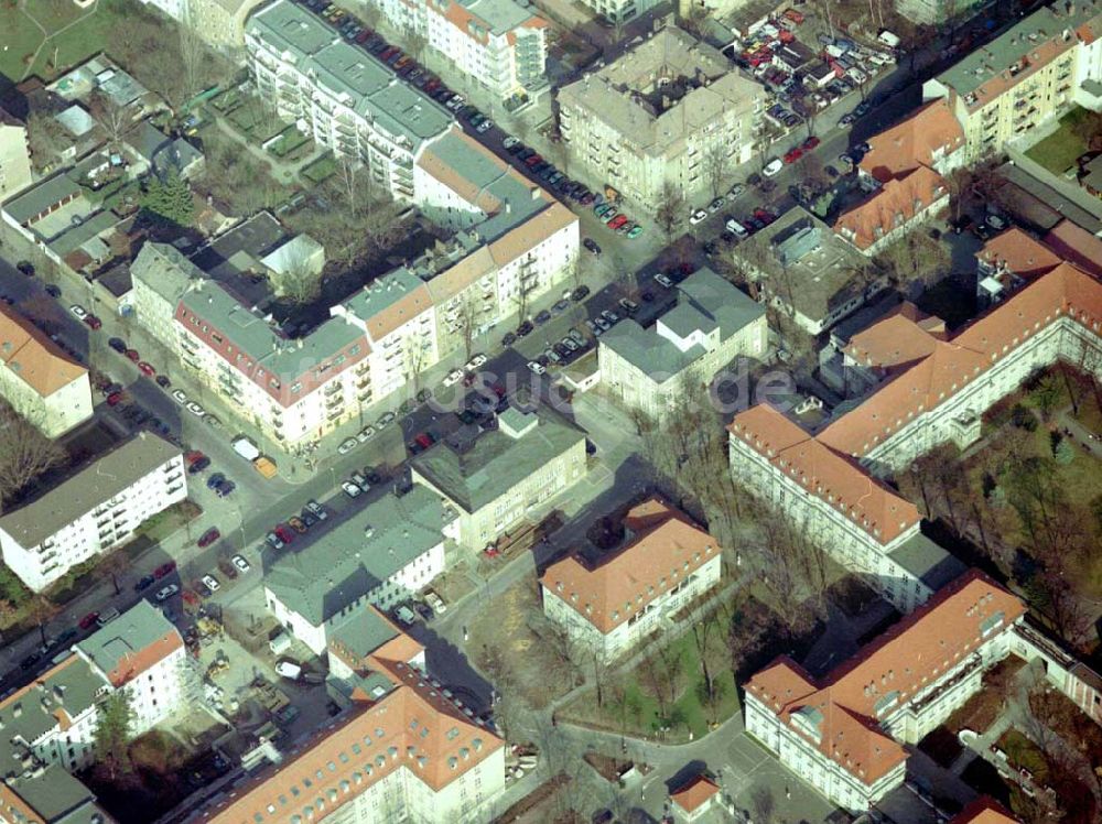 Berlin - Lichtenberg aus der Vogelperspektive: 17.03.2004 BERLIN-Lichtenberg, Erweiterungsbau auf dem Gelände des Krankenhauses Lichtenberg, Fanninger Str.