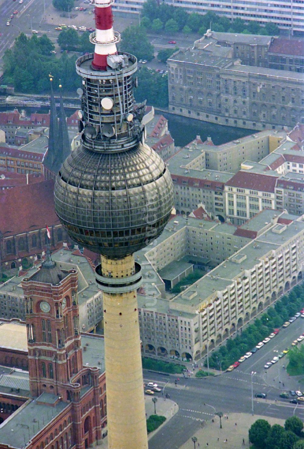 Luftaufnahme Berlin - Berlin-Mitte LBA Fernsehturm