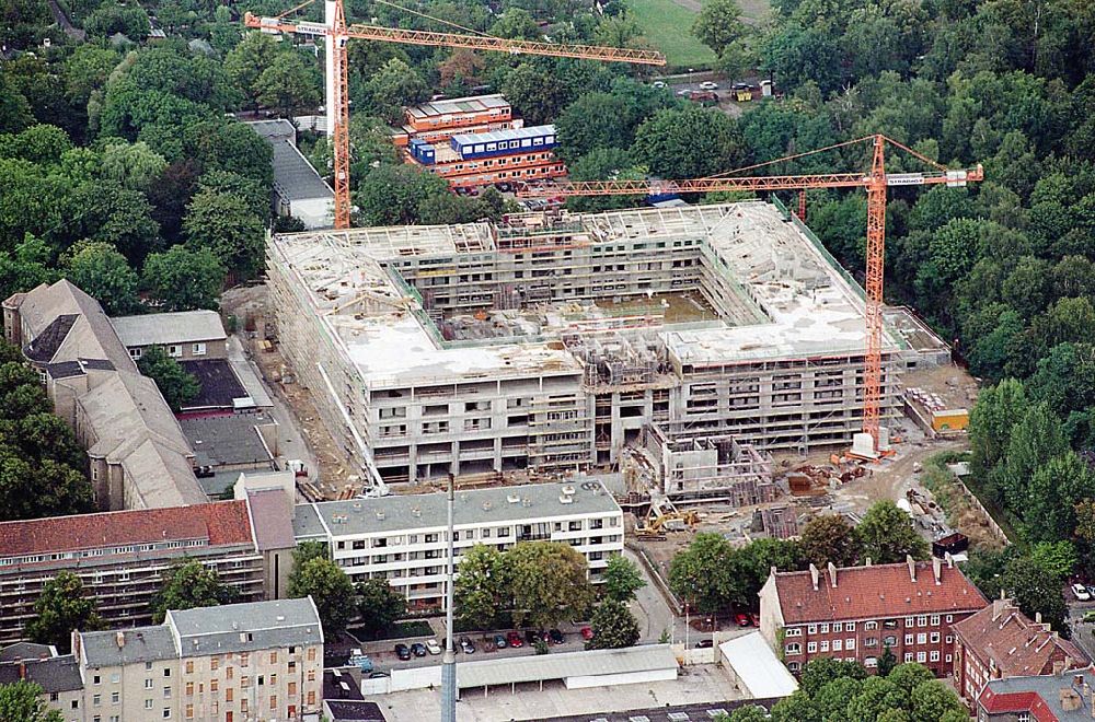 Luftaufnahme Berlin - 06.09.1995 Berlin Neubau Krankenhaus Berlin - Weißensee Parkklinik