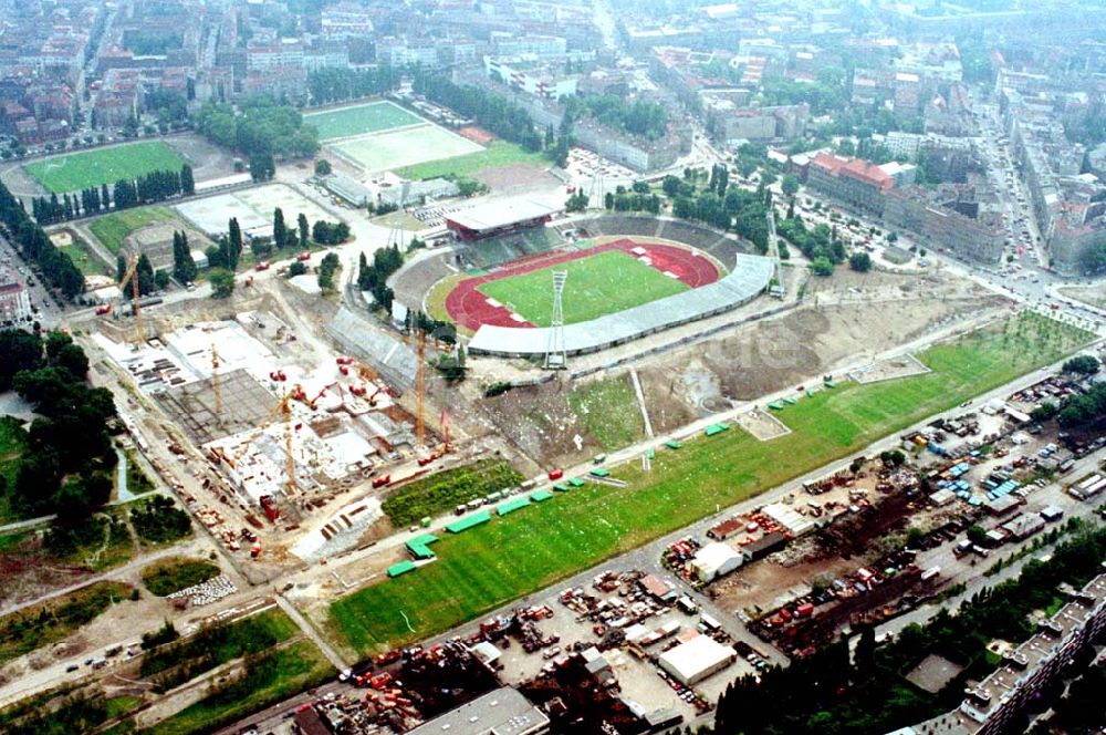 Luftbild Berlin - 02.10.1994 Berlin-Prenzlauer Berg Baustelle Jahnsportpark