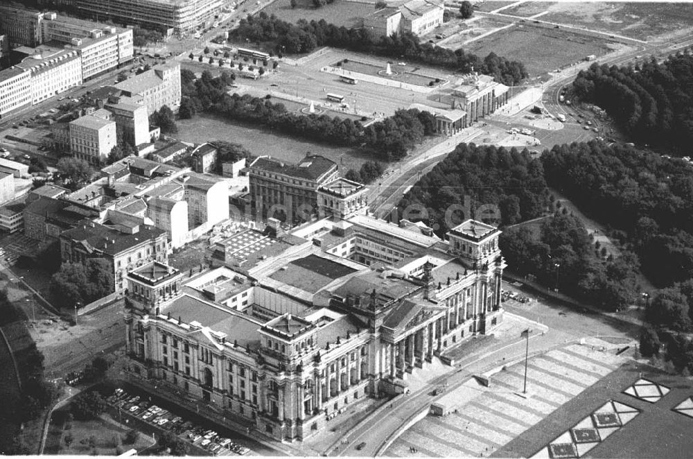 Luftbild Berlin - Tiergarten - Berlin - Reichstag