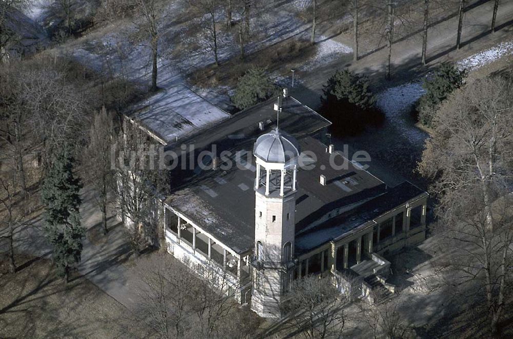 Berlin Biesdorf von oben - 20.12.1995 Berlin, Schloß Biesdorf in Marzahn