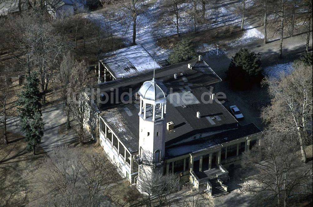 Luftaufnahme Berlin Biesdorf - 20.12.1995 Berlin, Schloß Biesdorf in Marzahn