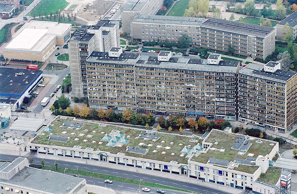 Berlin Hellersdorf von oben - 24.09.1995 Berlin, Spree - Center Hellersdorf