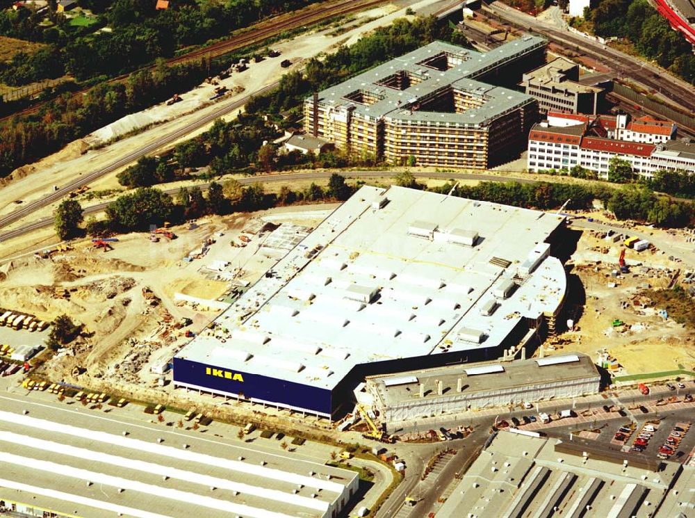 Luftaufnahme Berlin-Tempelhof - Berlin-Tempelhof Blick auf die Baustelle des Neubaus eines IKEA-Einrichtungshauses in der Alboinstraße in Berlin-Tempelhof 06