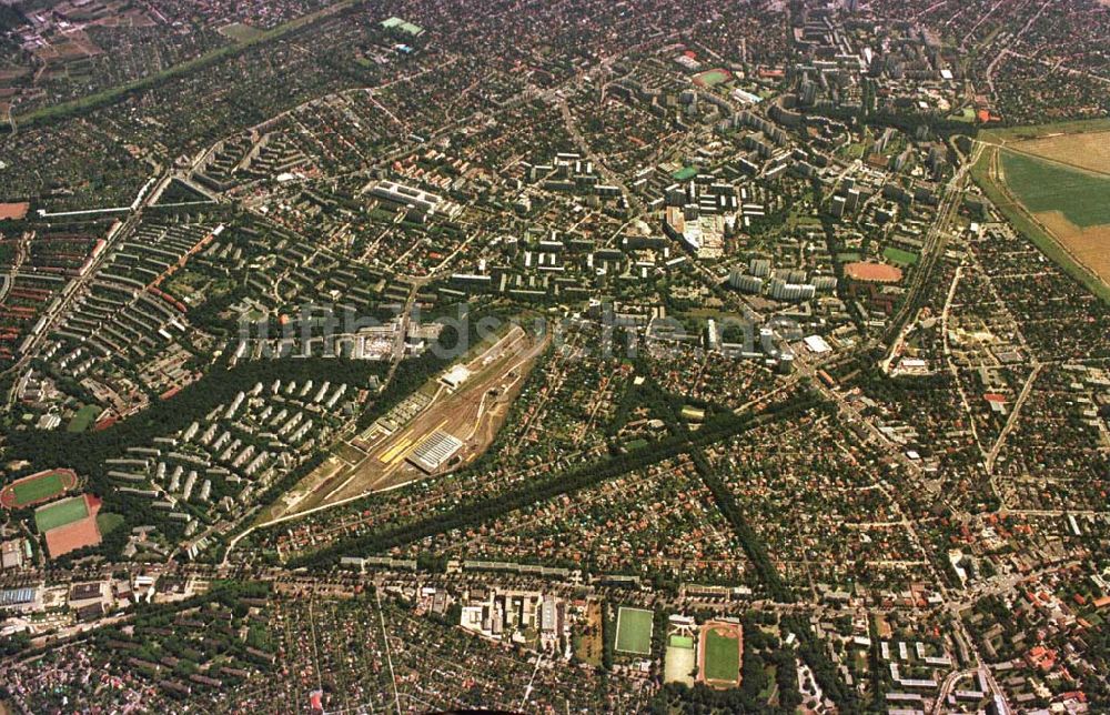 Luftbild Berlin - Berlin - Tempelhof / Neukölln aus 10000 ft Höhe