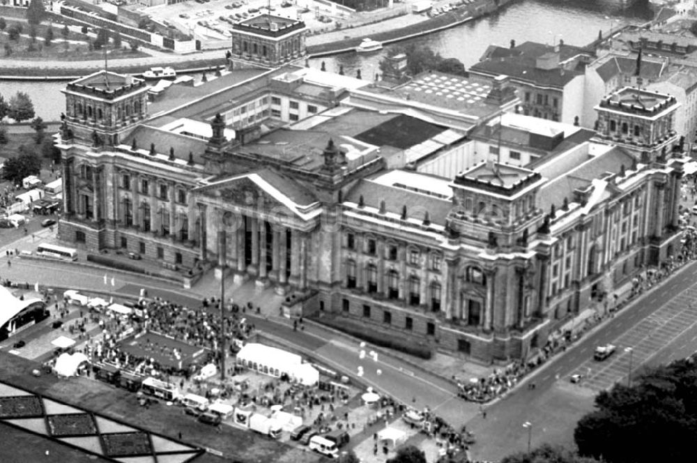 Luftaufnahme Berlin - 02.10.1994 Berlin-Tiergarten Gelände am Berliner Reichstag