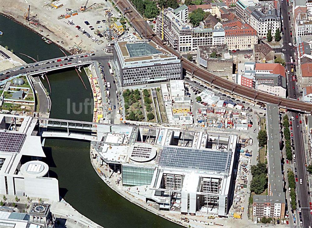 Berlin - Tiergarten (Spreebogen) aus der Vogelperspektive: Berlin Tiergarten Regierungsviertel im Berliner Tiegarten mit dem Paul-Löbe-Haus und Marie-Elisabeth-Lüders-Haus am Spreebogen