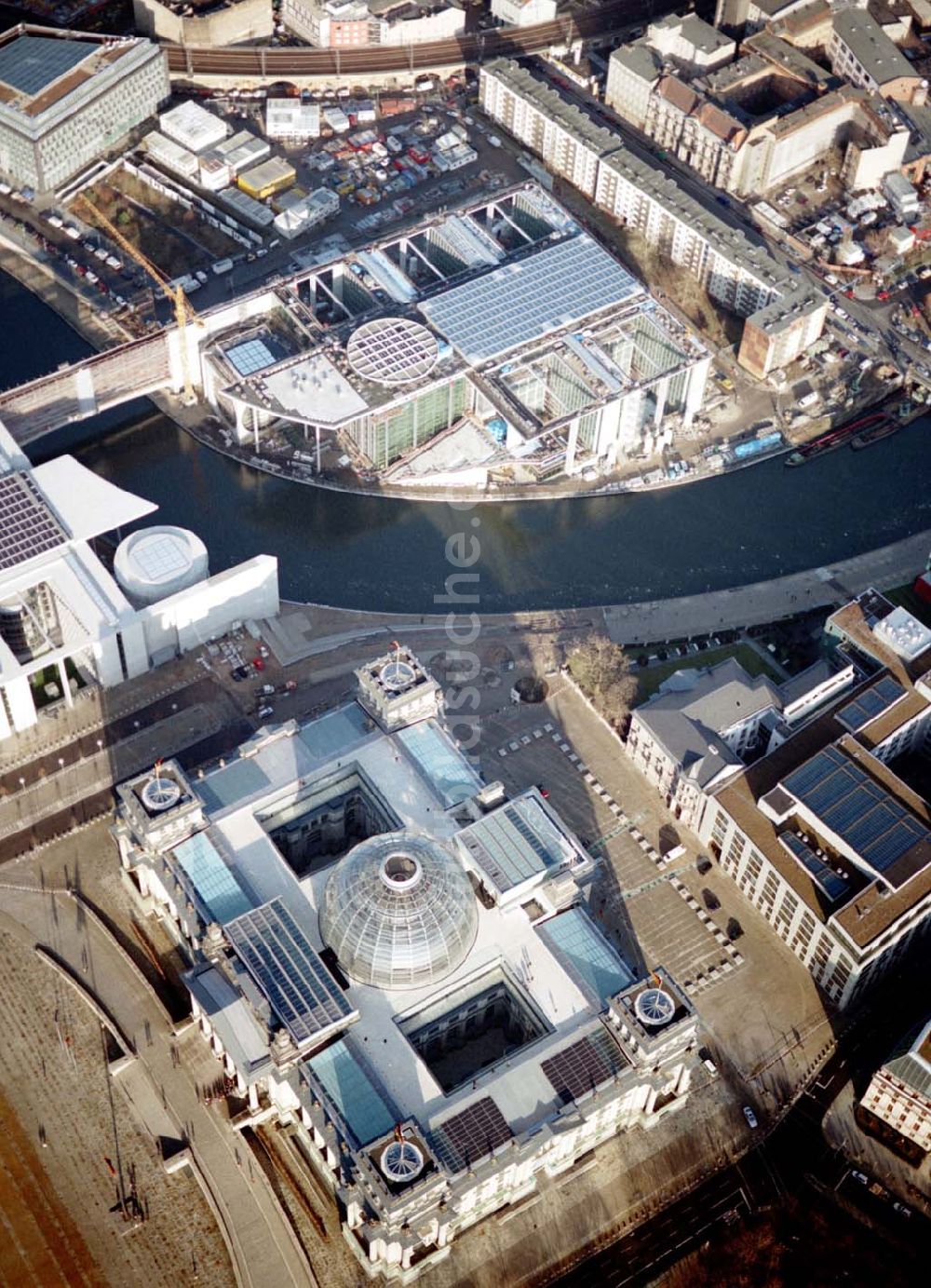 Luftbild Berlin - Tiergarten - Berlin Tiergarten Regierungsviertel im Berliner Tiergarten mit dem Reichstag Paul-Löbe-Haus und Marie-Elisabeth-Lüders-Haus 19