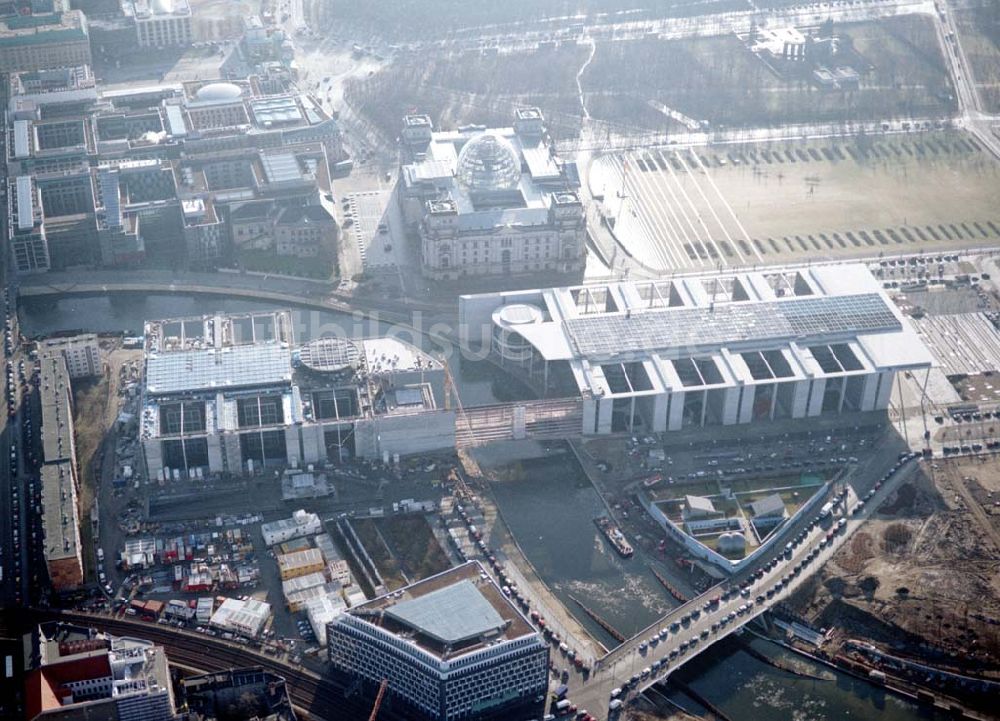 Luftbild Berlin - Tiergarten - Berlin Tiergarten Regierungsviertel im Berliner Tiergarten mit dem Reichstag Paul-Löbe-Haus und Marie-Elisabeth-Lüders-Haus 19