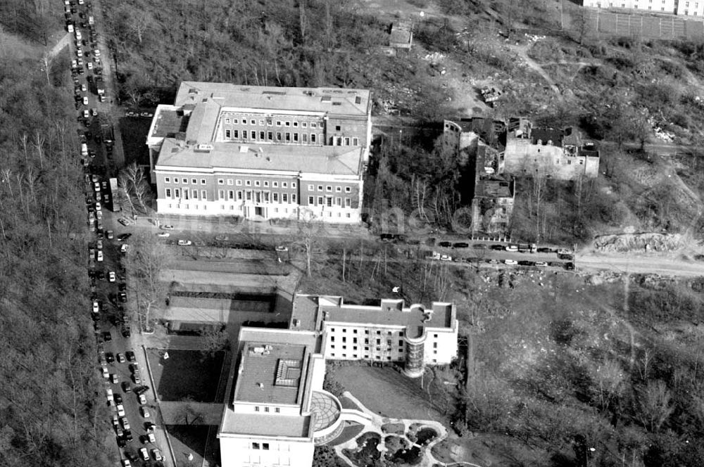 Luftaufnahme Berlin - 02.04.1995 Berlin Tiergarten Tiergarten Villen