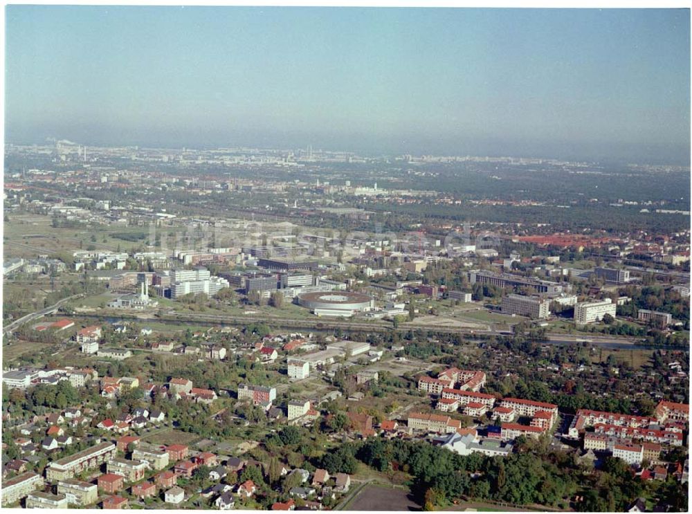 Adlershof, Altglienicke / Berlin / Treptow aus der Vogelperspektive: Berlin Treptow mit Blick auf das WISTA - Gelände in Berlin Adlershof 10.10.2002