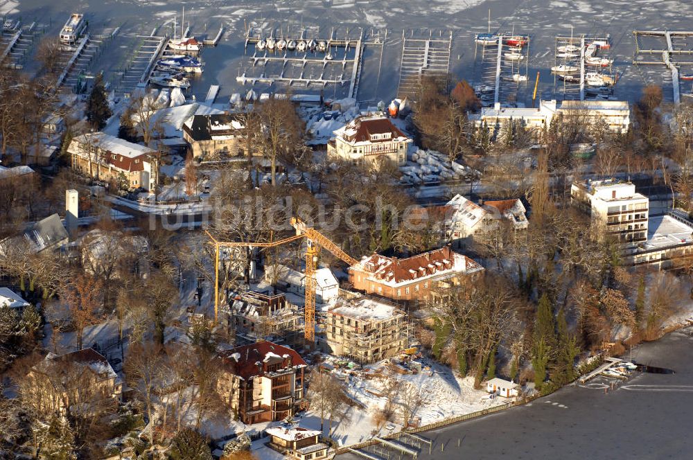 Berlin von oben - Berlin Winterliche Baustelle Am Kleinen Wannsee 2 der CONCEPT BAU - PREMIER GmbH