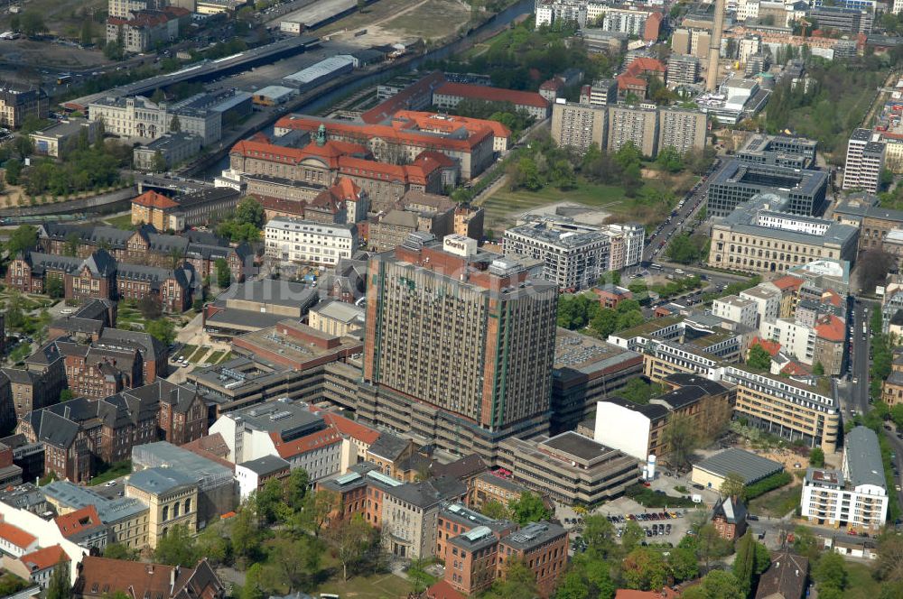 Luftbild Berlin - Berliner Charite in Berlin Mitte