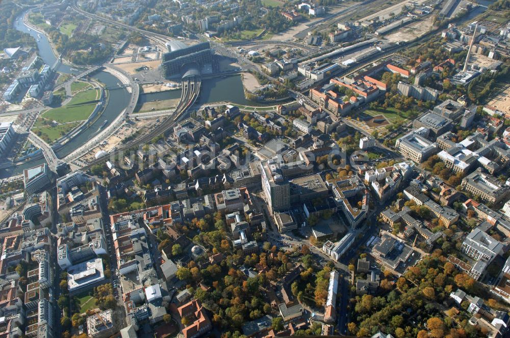 Berlin von oben - Berliner Charite in Mitte