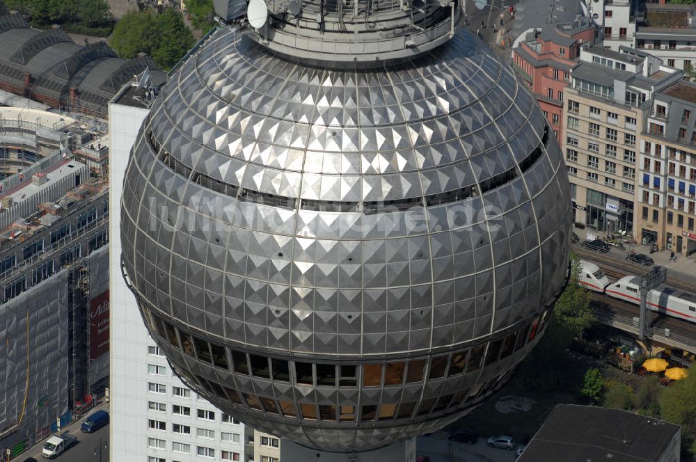 Berlin von oben - Berliner Fernsehturm