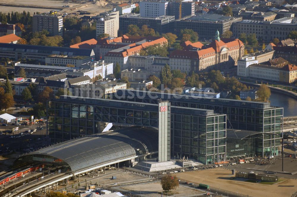 Berlin aus der Vogelperspektive: Berliner Hauptbahnhof