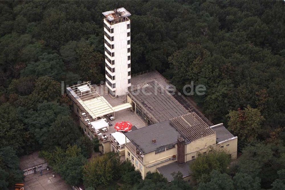 Berlin - Köpenick aus der Vogelperspektive: Berliner Müggelturm.