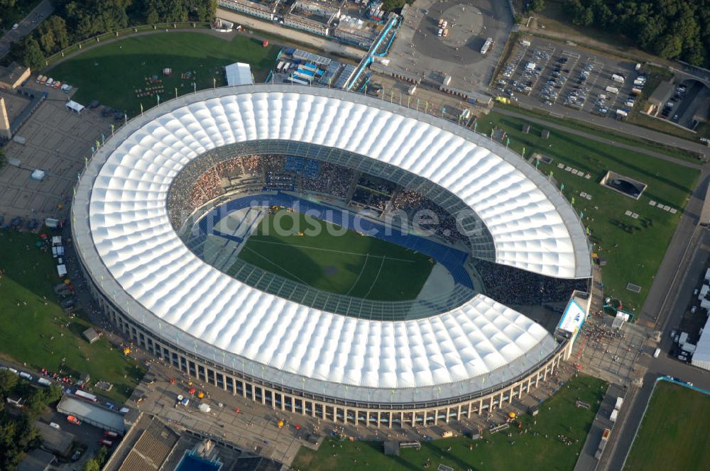 Luftbild Berlin - Berliner Olympiasradion, am letzten Tag der Leichtathletik WM 2009