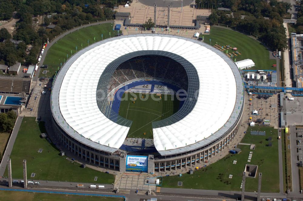 Luftaufnahme Berlin - Berliner Olympiasradion, am Tag Eröffnung der Leichtathletik WM 2009