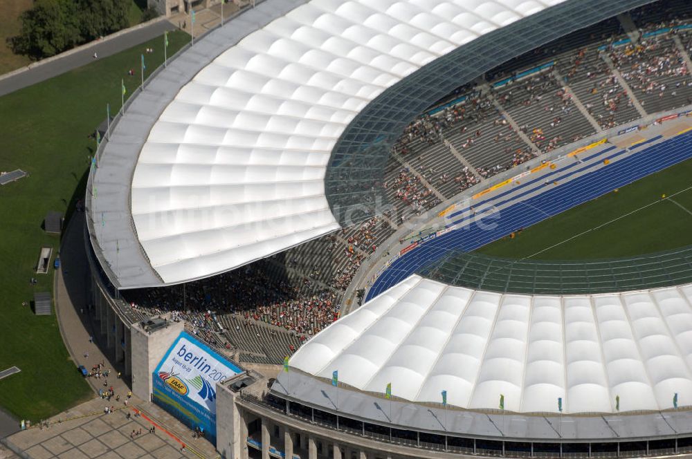 Luftbild Berlin - Berliner Olympiasradion, am Tag Eröffnung der Leichtathletik WM 2009