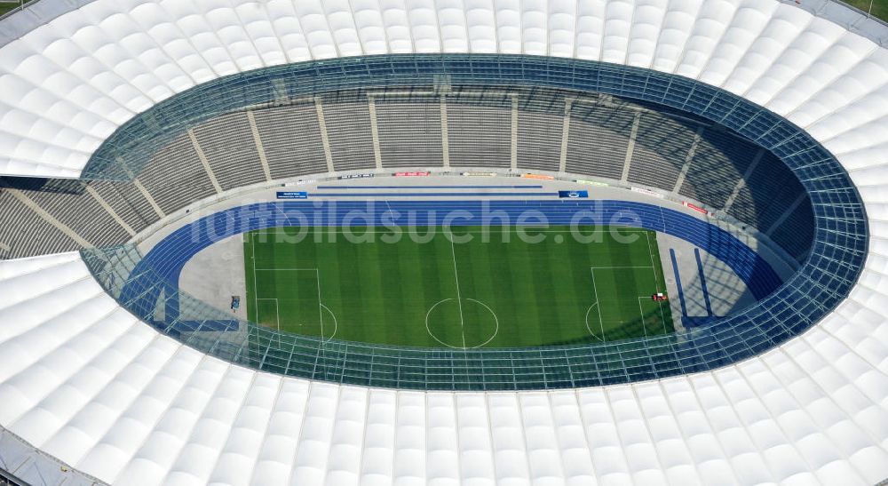 Berlin von oben - Berliner Olypiastadion auf dem Olymiapark Berlin