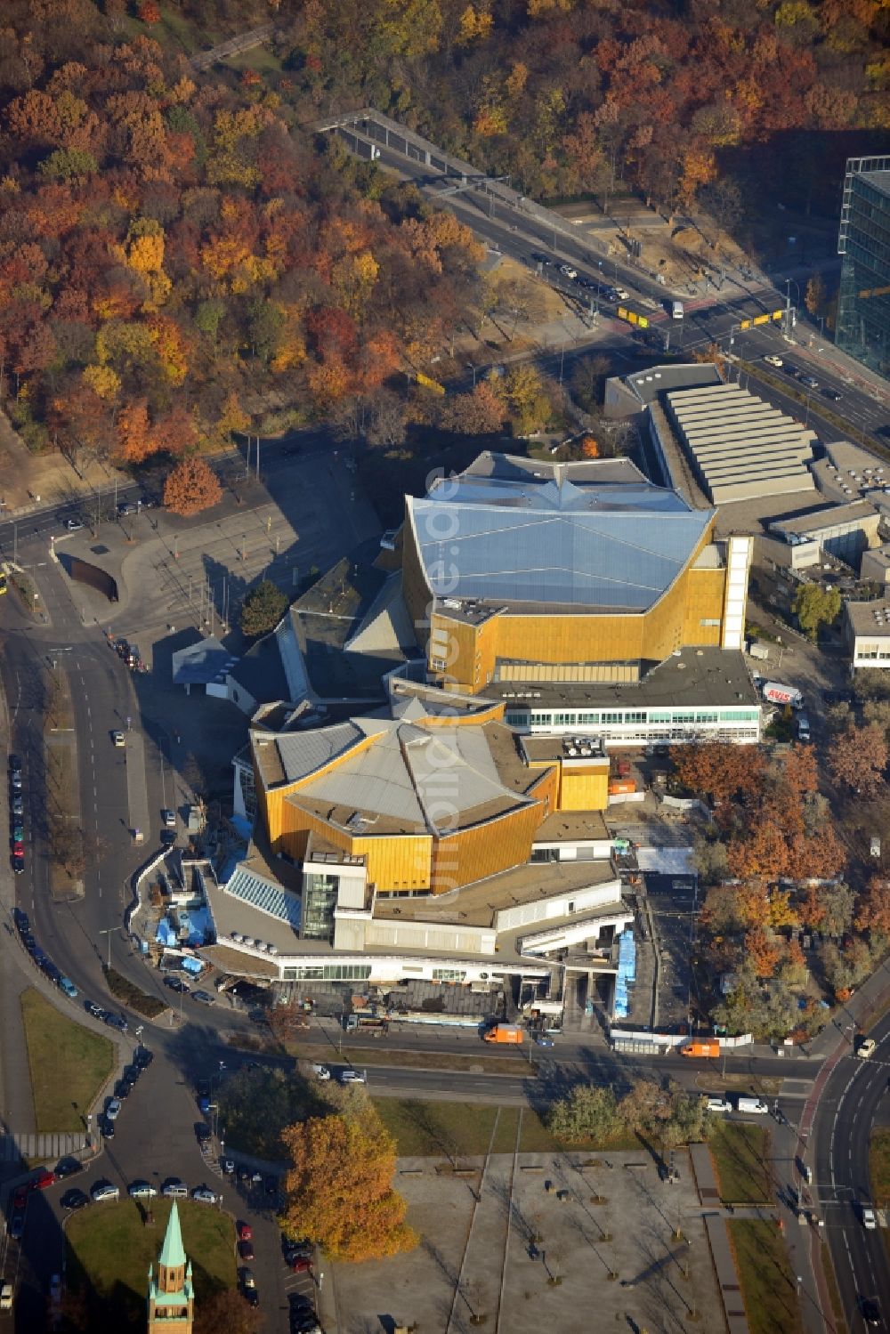 Berlin OT Tiergarten aus der Vogelperspektive: Berliner Philharmonie im Ortsteil Tiergarten