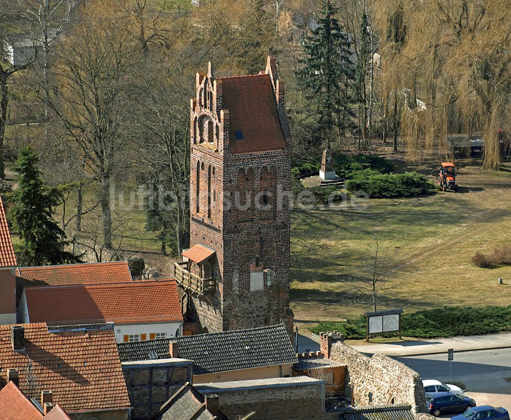 Müncheberg von oben - Berliner Torturm Müncheberg