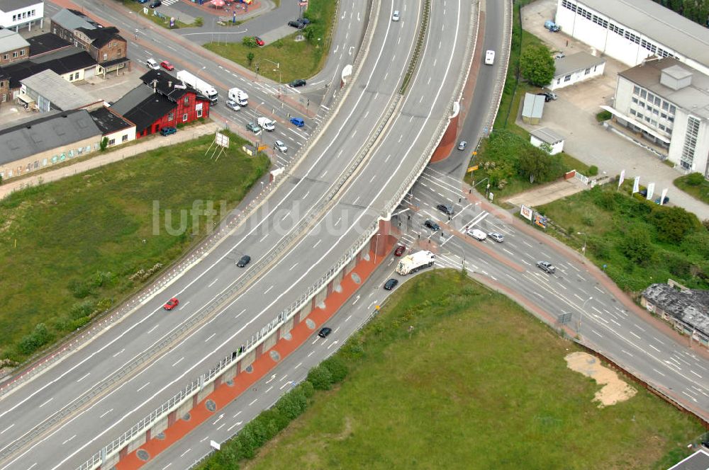 Luftaufnahme Stralsund - Überquerung / crossing B 96 in Stralsund MV