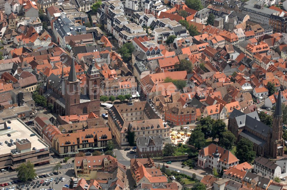 Neustadt an der Weinstraße von oben - Übersicht auf die Altstadt von Neustadt an der Weinstraße