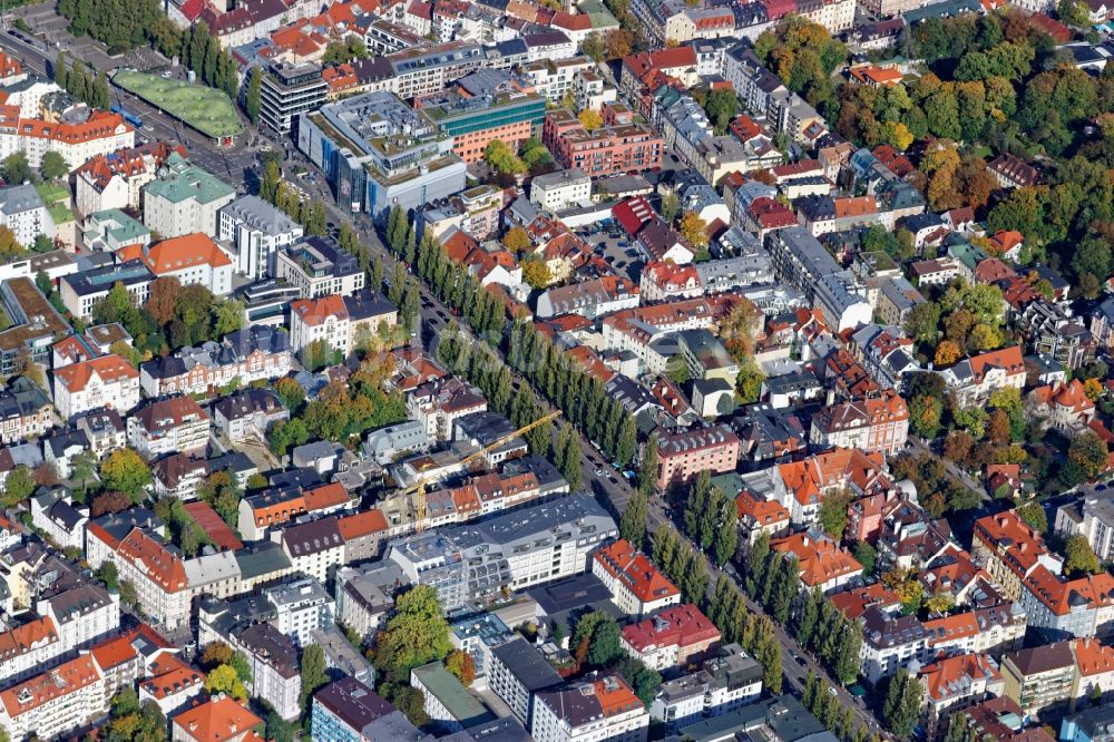 München aus der Vogelperspektive: Übersicht über den Bereich um die Leopoldstraße im Stadtteil Schwabing in München im Bundesland Bayern