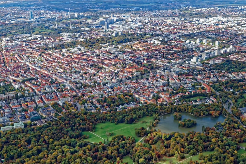 München von oben - Übersicht über den Stadtteil Schwabing im Stadtgebiet in München im Bundesland Bayern, Deutschland