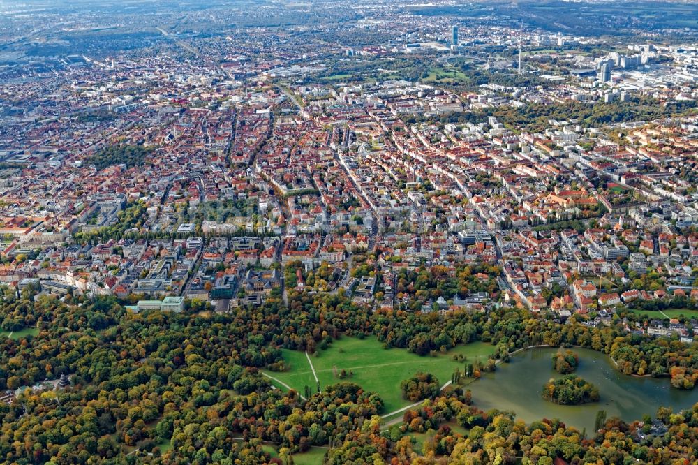 Luftaufnahme München - Übersicht über den Stadtteil Schwabing im Stadtgebiet in München im Bundesland Bayern, Deutschland