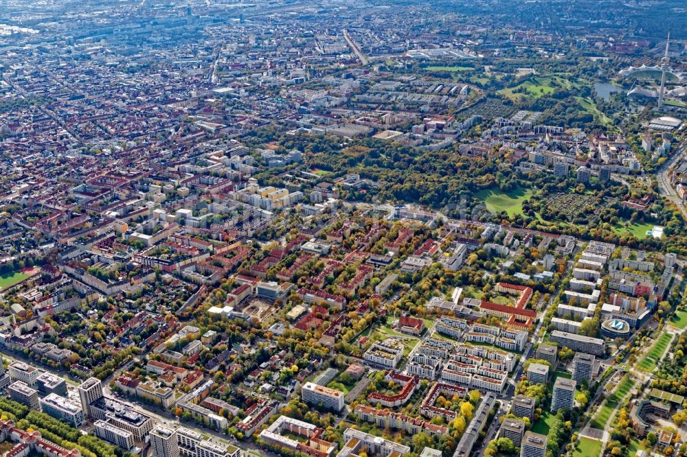 München aus der Vogelperspektive: Übersicht über den Stadtteil Schwabing im Stadtgebiet in München im Bundesland Bayern, Deutschland