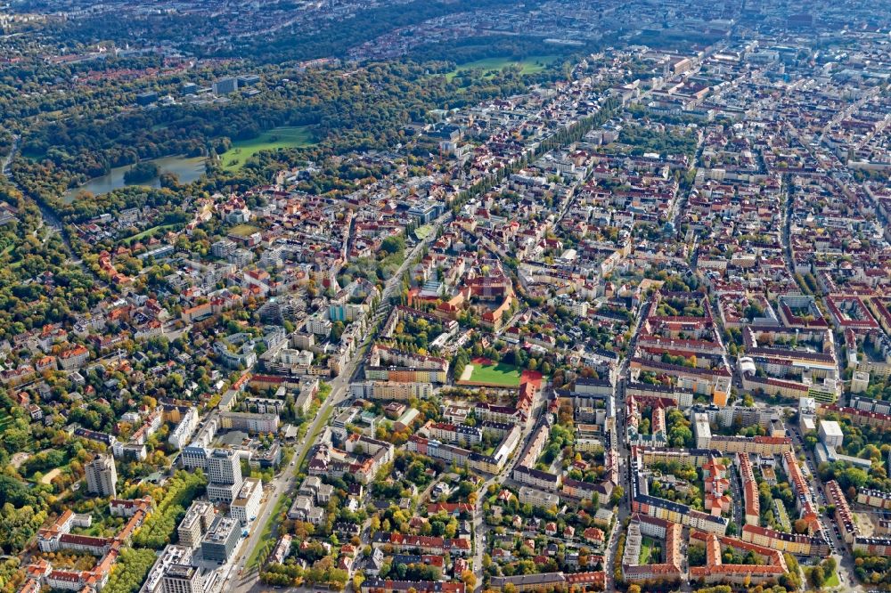 Luftbild München - Übersicht über den Stadtteil Schwabing im Stadtgebiet in München im Bundesland Bayern, Deutschland