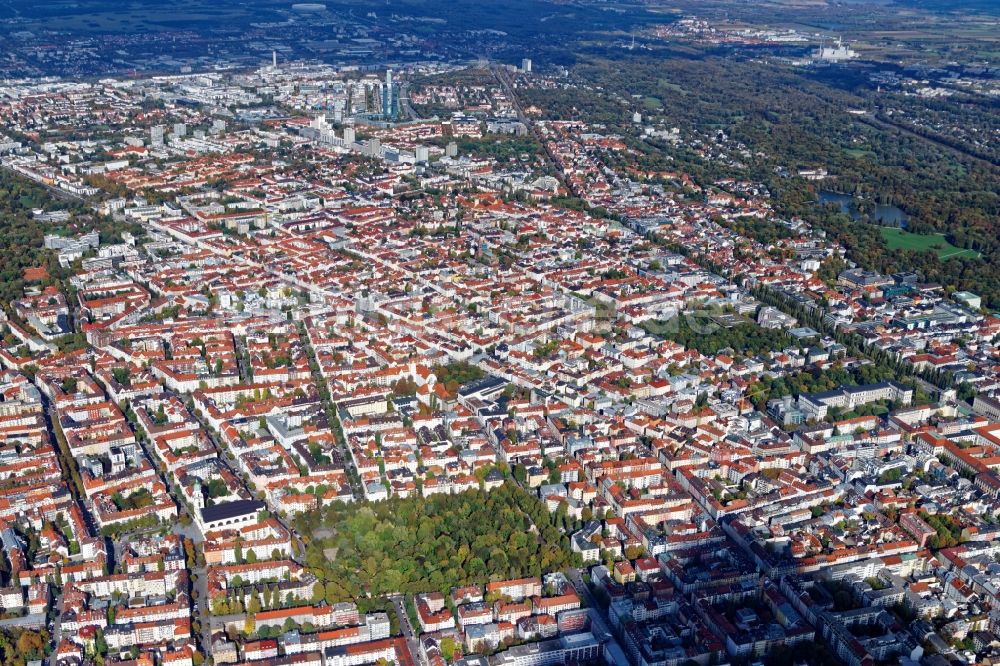 München aus der Vogelperspektive: Übersicht über den Stadtteil Schwabing im Stadtgebiet in München im Bundesland Bayern, Deutschland