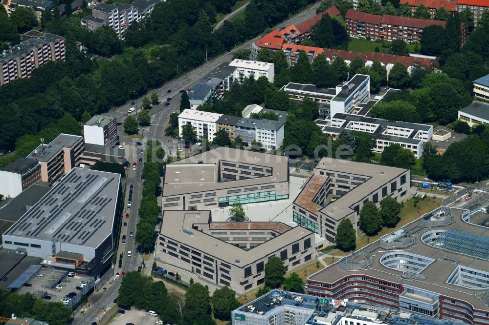 Hamburg von oben - Berufschule im Stadtteil Borgfelde in Hamburg