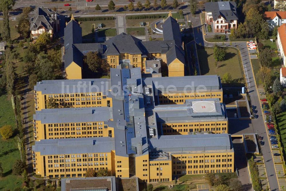 Halle aus der Vogelperspektive: Berufsgenossenschaftliche Kliniken Bergmannstrost in Halle