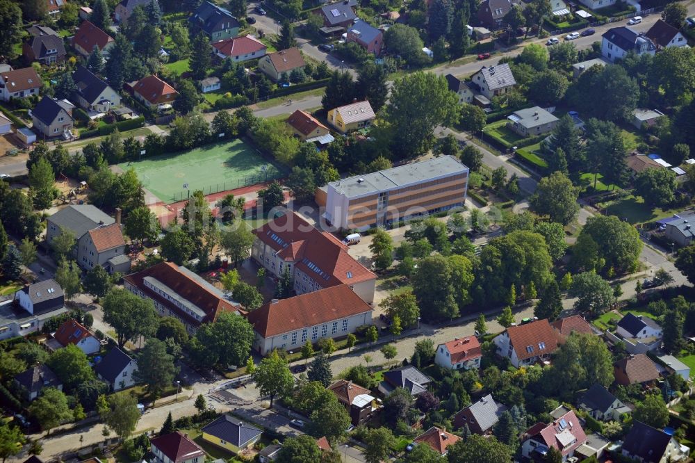 Luftaufnahme Berlin-Mahlsdorf - BEST-Sabel-Grundschule in Berlin-Mahlsdorf