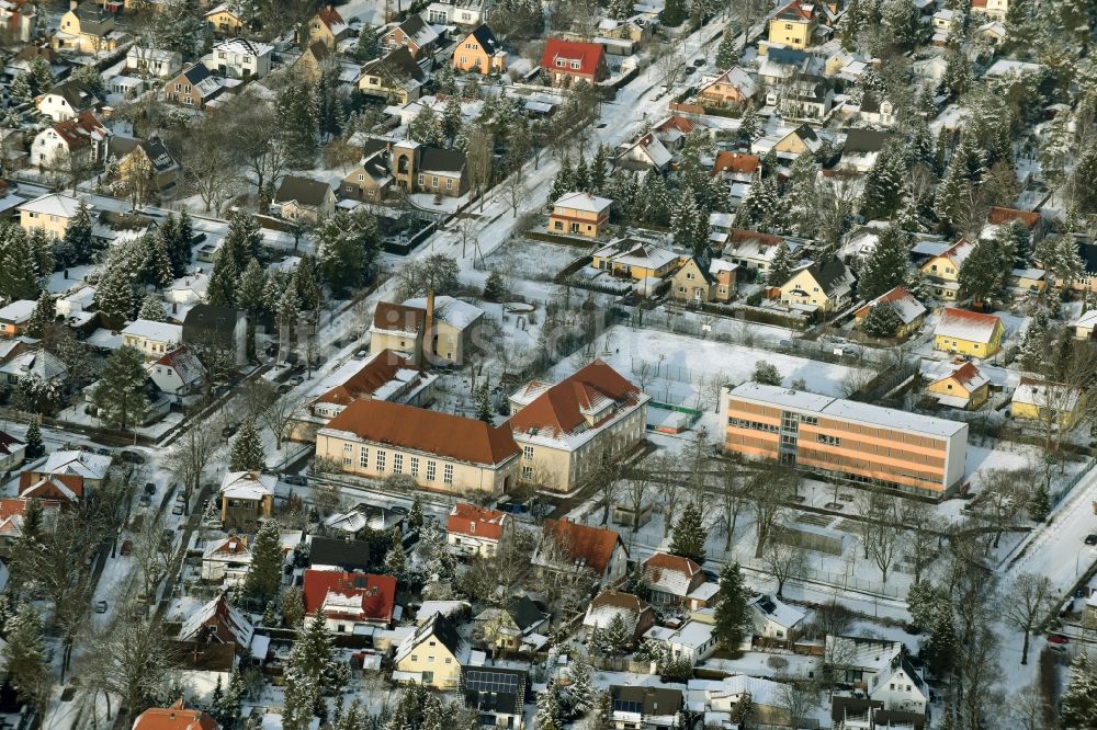 Berlin von oben - BEST-Sabel-Grundschule in Berlin-Mahlsdorf