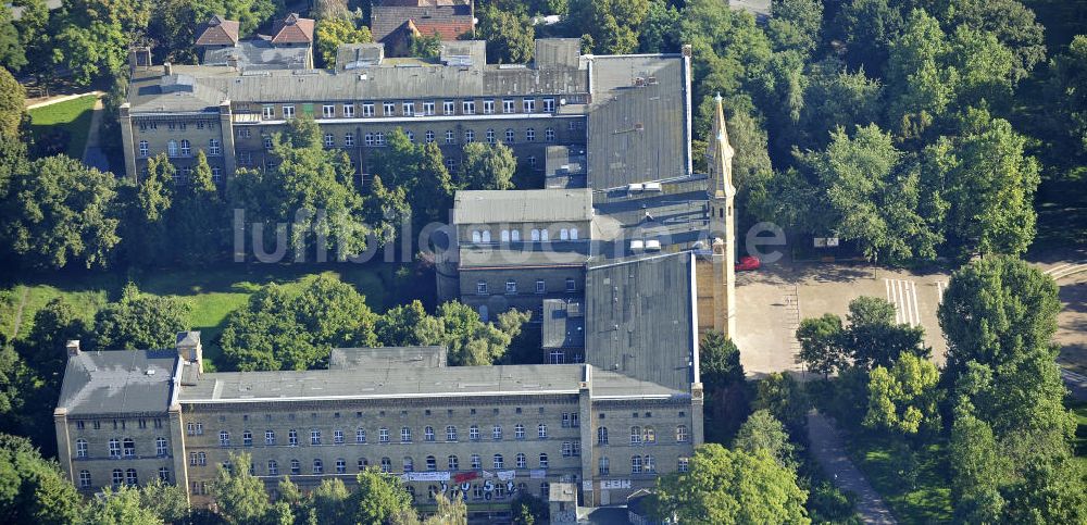 Berlin von oben - Bethanien in Berlin-Kreuzberg