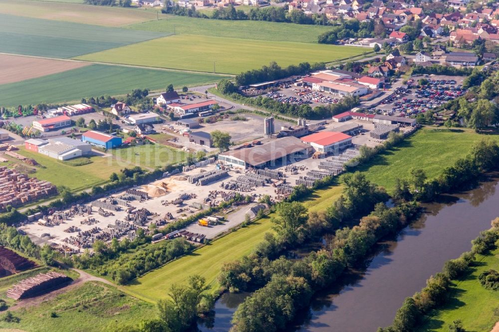 Wülflingen aus der Vogelperspektive: Betonsteinwerk Hochrein Beton GmbH in Wülflingen im Bundesland Bayern, Deutschland