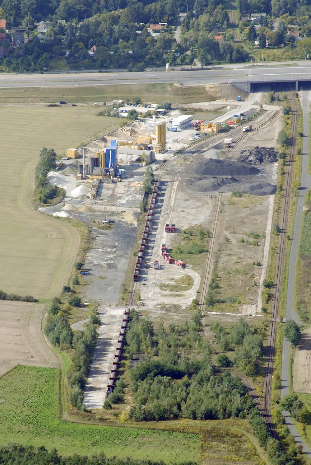 Luftaufnahme Schönefeld - Betonwerk am Flughafen Schönefeld (BBI)