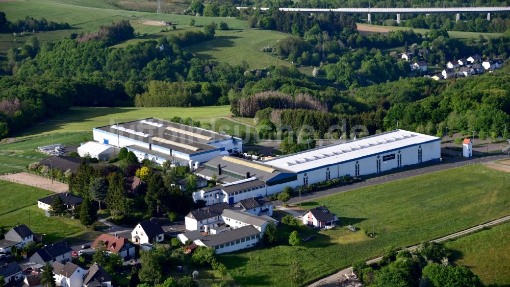 Luftbild Neustadt (Wied) - Betriebsgebäude der Firma Stürtz Maschinenbau GmbH in Rott bei Neustadt (Wied) im Bundesland Rheinland-Pfalz, Deutschland