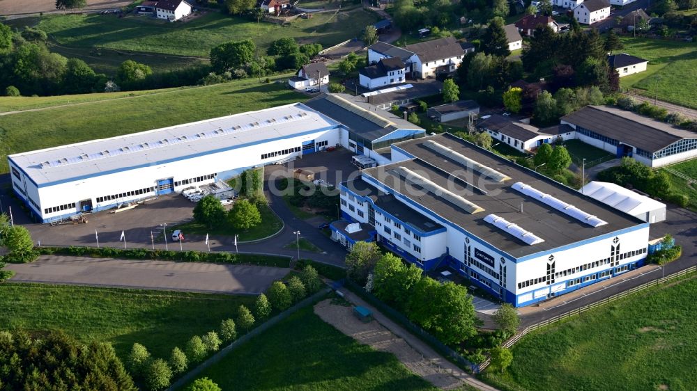 Neustadt (Wied) von oben - Betriebsgebäude der Firma Stürtz Maschinenbau GmbH in Rott bei Neustadt (Wied) im Bundesland Rheinland-Pfalz, Deutschland